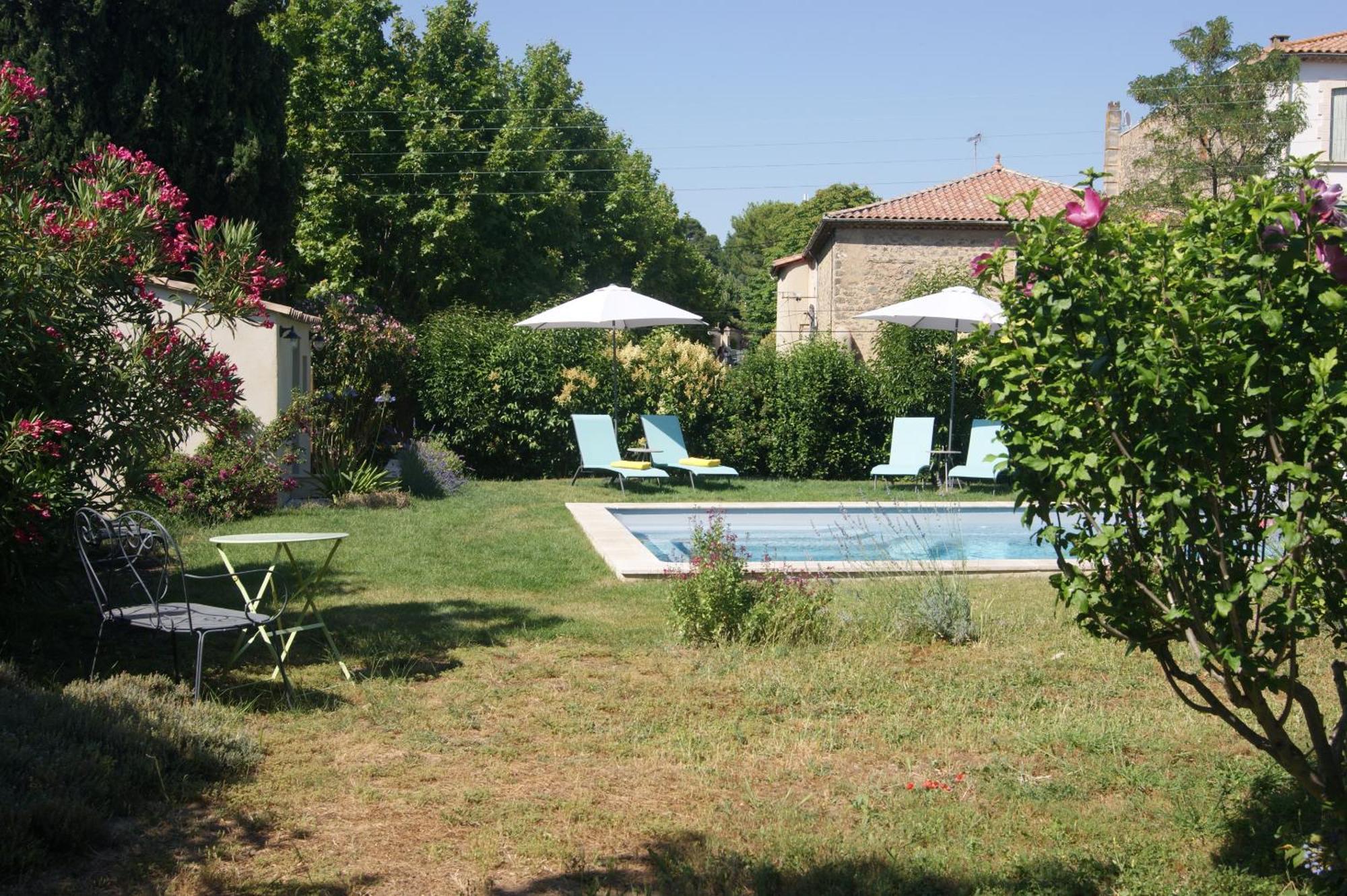 Le Petit Moliere Bed and Breakfast Servian Exteriör bild