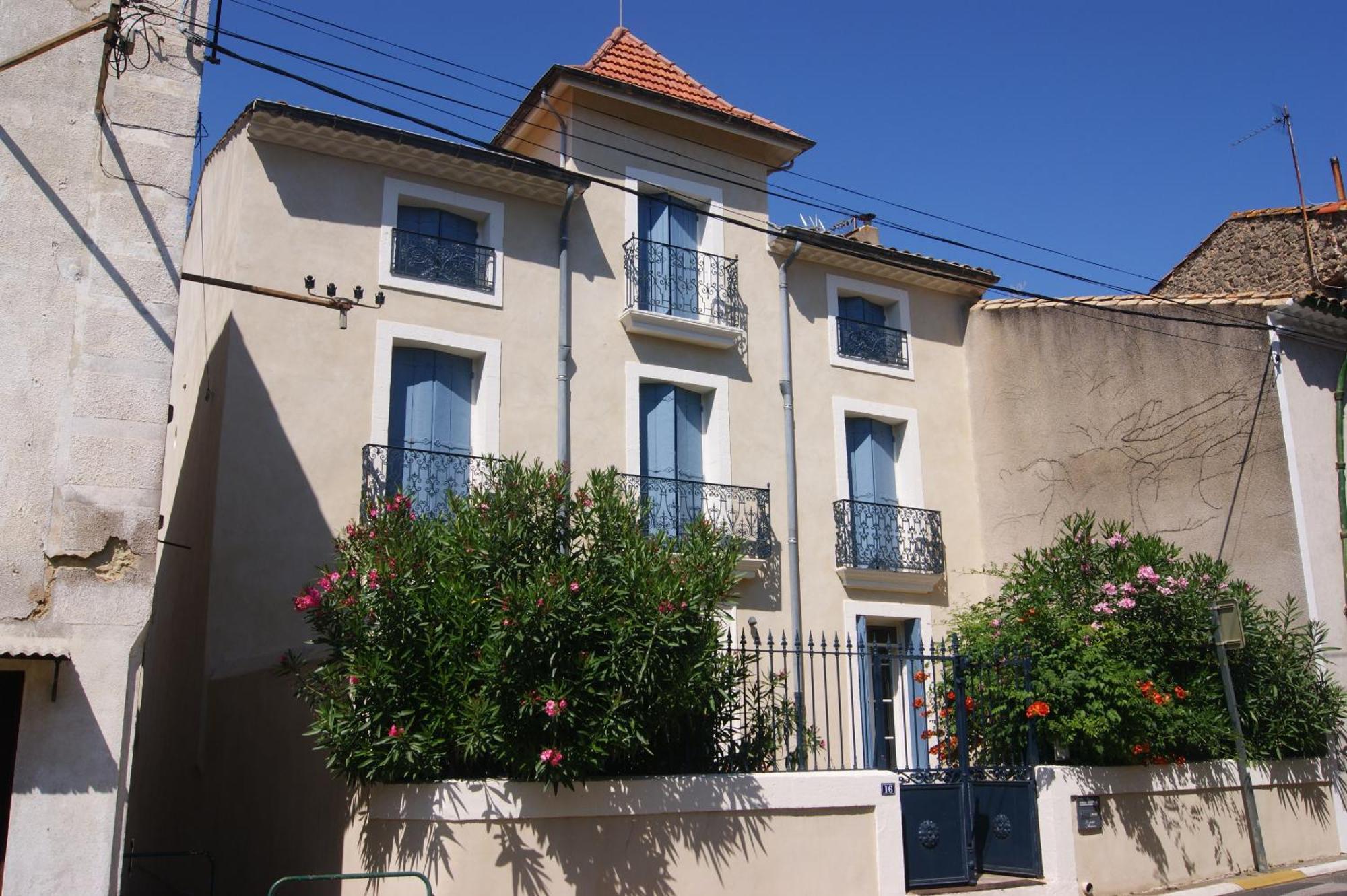 Le Petit Moliere Bed and Breakfast Servian Exteriör bild